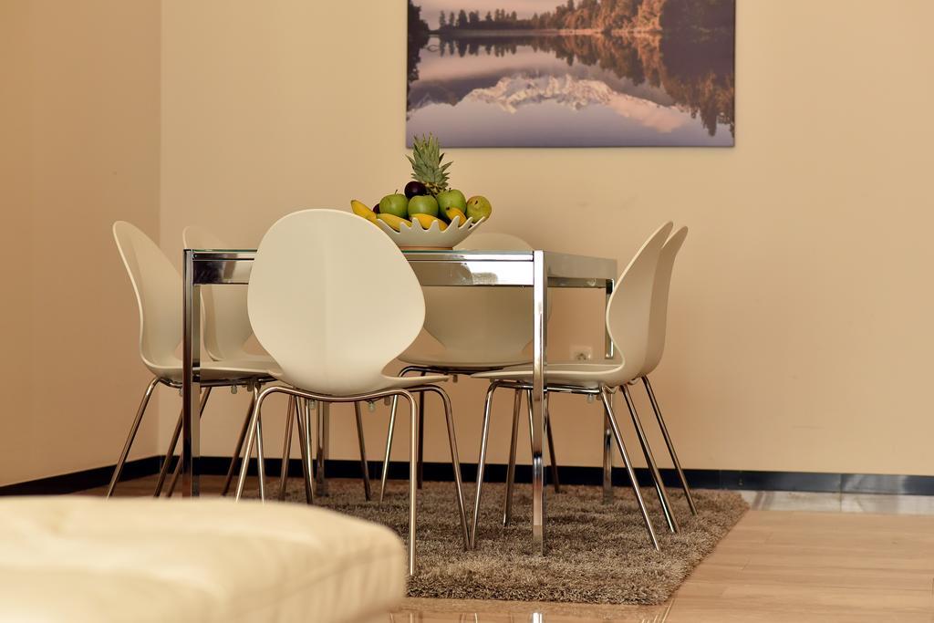 Luxury Mia Daire